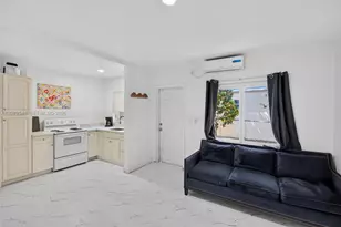 635 SW 16th Ave, Miami, FL 33135 - Photo 3