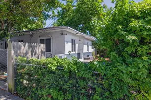 635 SW 16th Ave, Miami, FL 33135 - Photo 9