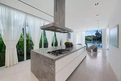1031 W 48th St #6, Miami Beach, FL 33140 - Photo 9