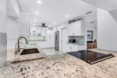 1440 SE 14th Dr, Deerfield Beach, FL 33441 - Photo 27