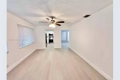 2377 SW 16 Dr, Deerfield Beach, FL 33442 - Photo 13