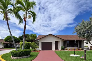 2377 SW 16th Dr, Deerfield Beach, FL 33442 - Photo 1