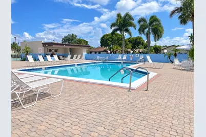 2377 SW 16 Dr, Deerfield Beach, FL 33442 - Photo 27
