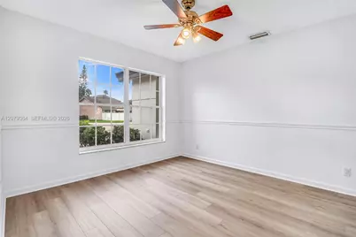 743 NW 174th Ter, Pembroke Pines, FL 33029 - Photo 21