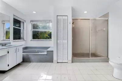 743 NW 174th Ter, Pembroke Pines, FL 33029 - Photo 17