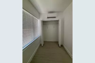 1051 NW 2nd St #8, Miami, FL 33128 - Photo 3