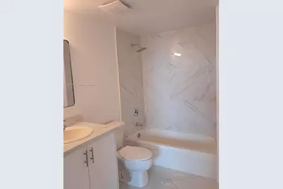 275 NE 18th St #1704, Miami, FL 33132 - Photo 13