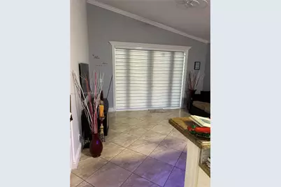 9180 NW 149th Ter, Miami Lakes, FL 33018 - Photo 7