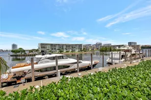 1000 Island Blvd, Aventura, FL 33160 - Photo 29