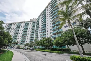 19370 Collins Ave, Sunny Isles Beach, FL 33160 - Photo 5