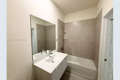 8015 NW 104th Ave #25, Doral, FL 33178 - Photo 11