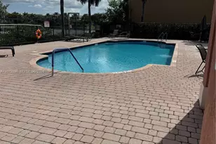 744 SW 106th Ave, Pembroke Pines, FL 33025 - Photo 21
