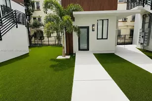 768 NW 2nd St, Miami, FL 33128 - Photo 13