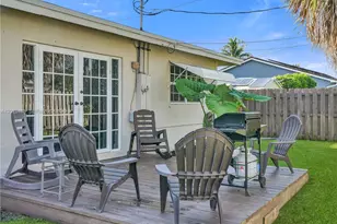 4681 NE 2nd Ave, Oakland Park, FL 33334 - Photo 21
