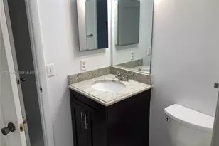 1071 Adams Ave, Homestead, FL 33034 - Photo 7