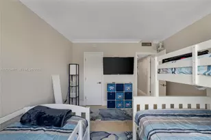 1985 S Ocean Dr, Hallandale Beach, FL 33009 - Photo 25