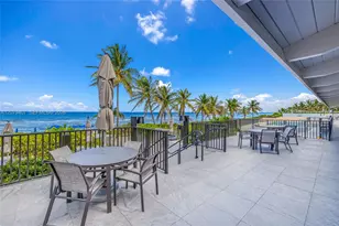 1985 S Ocean Dr, Hallandale Beach, FL 33009 - Photo 41