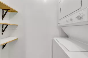 15470 SW 82nd Ln, Miami, FL 33193 - Photo 17