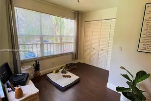 13090 Vista Isles Dr, Sunrise, FL 33325 - Photo 7