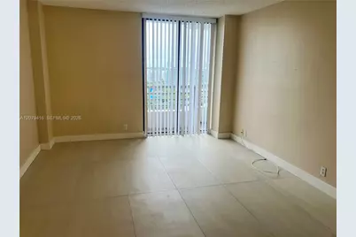 3300 NE 191st St #1615, Aventura, FL 33180 - Photo 11