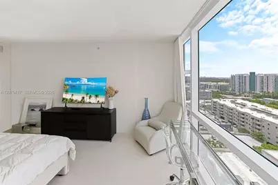 6801 Collins Ave #1401, Miami Beach, FL 33141 - Photo 21