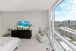 6801 Collins Ave, Miami Beach, FL 33141 - Photo 21