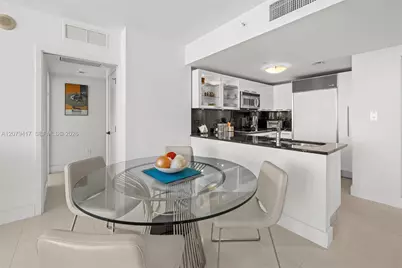 6801 Collins Ave #1401, Miami Beach, FL 33141 - Photo 9