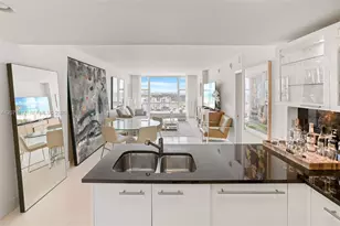 6801 Collins Ave, Miami Beach, FL 33141 - Photo 3