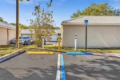 2881 N Oakland Forest Dr #311, Oakland Park, FL 33309 - Photo 39