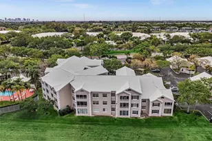 2881 N Oakland Forest Dr, Oakland Park, FL 33309 - Photo 45