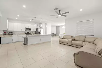 19803 SW 321 Street, Homestead, FL 33030 - Photo 13