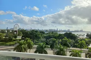 50 Biscayne Blvd, Miami, FL 33132 - Photo 5