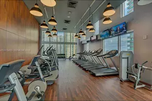 1300 Brickell Bay Dr, Miami, FL 33131 - Photo 23