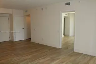 1300 Brickell Bay Dr, Miami, FL 33131 - Photo 5