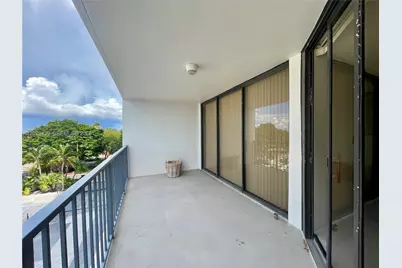 1901 Brickell Ave #B506, Miami, FL 33129 - Photo 15