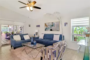 590 SE 19th Dr, Homestead, FL 33033 - Photo 3