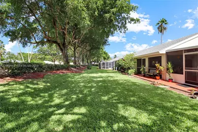 590 SE 19th Dr, Homestead, FL 33033 - Photo 25