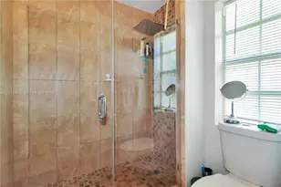590 SE 19th Dr, Homestead, FL 33033 - Photo 13