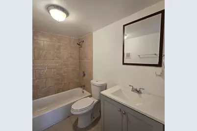 9678 Fontainebleau Blvd #111, Miami, FL 33172 - Photo 13