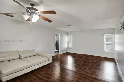 8350 NW 15th Ct, Coral Springs, FL 33071 - Photo 13