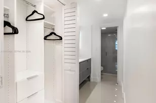 5701 Collins Ave, Miami Beach, FL 33140 - Photo 15