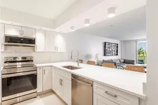 5701 Collins Ave, Miami Beach, FL 33140 - Photo 3