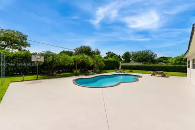 32205 SW 199th Ct, Homestead, FL 33030 - Photo 39