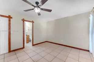 32205 SW 199th Ct, Homestead, FL 33030 - Photo 17