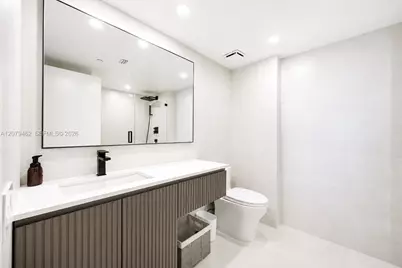 20185 E Country Club Dr #1801, Aventura, FL 33180 - Photo 29