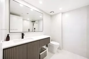 20185 E Country Club Dr, Aventura, FL 33180 - Photo 29