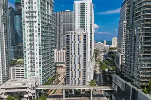 31 SE 6th St, Miami, FL 33131 - Photo 7