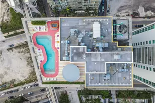 31 SE 6th St, Miami, FL 33131 - Photo 3