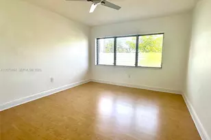 7921 East Dr, North Bay Village, FL 33141 - Photo 17