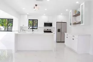 7710 Johnson St, Pembroke Pines, FL 33024 - Photo 3